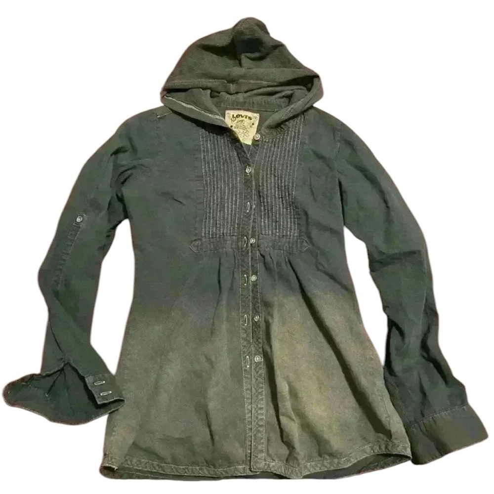 Levi’s umbre denim girls shirt size large (12-14)